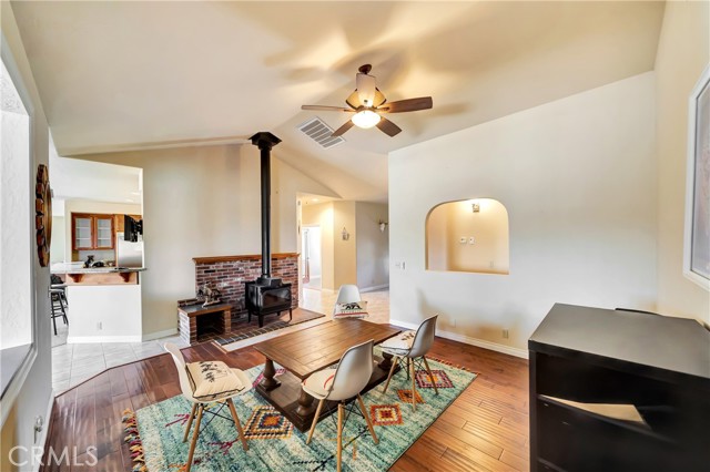 MLS #SR25102329 image #7