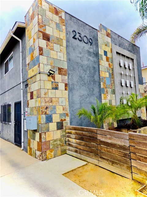 MLS #SR25102593 image #4