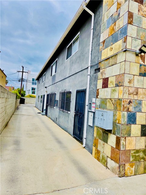 MLS #SR25102593 image #6