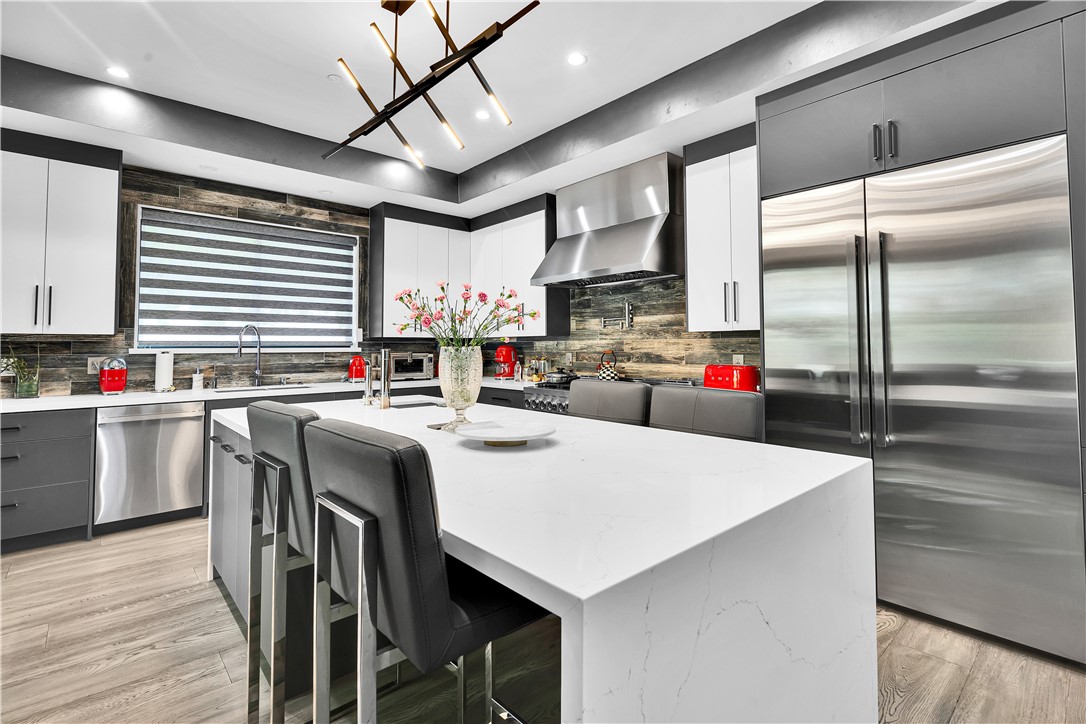 MLS #SR25102692 image #13