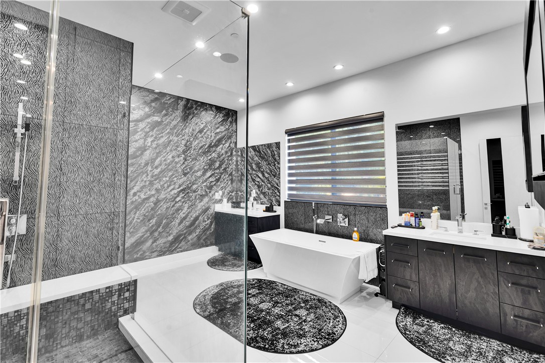 MLS #SR25102692 image #27