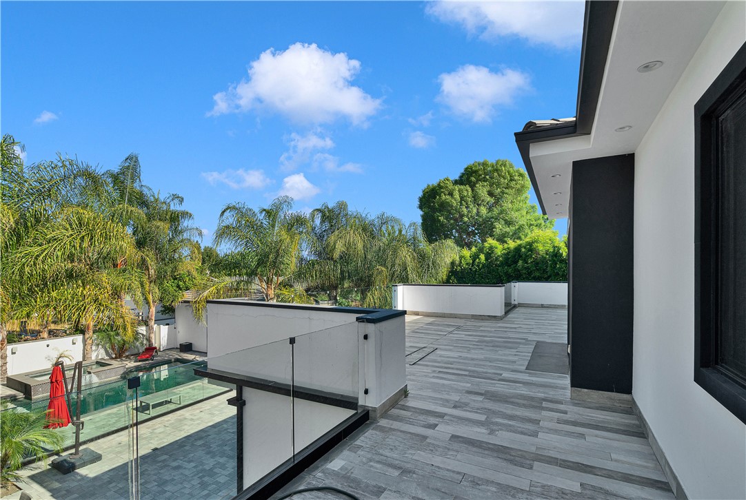 MLS #SR25102692 image #31