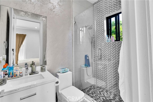 MLS #SR25102692 image #36