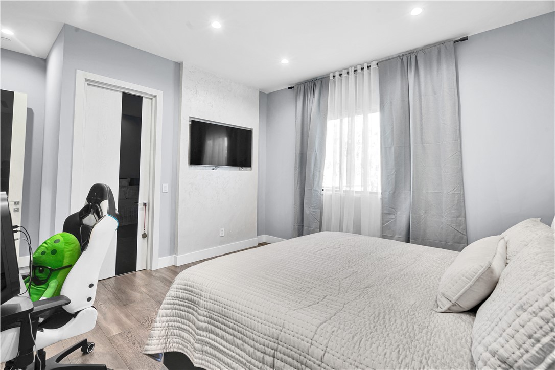 MLS #SR25102692 image #40