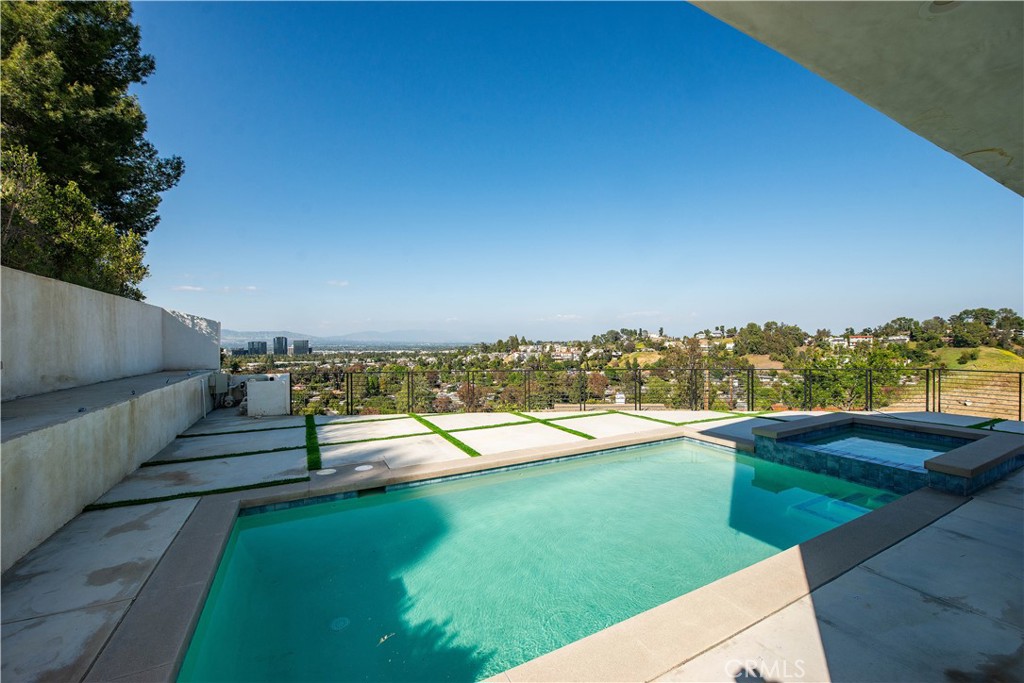 MLS #SR25103066 image #13