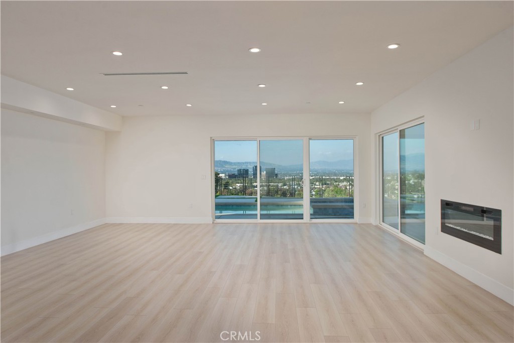 MLS #SR25103066 image #15