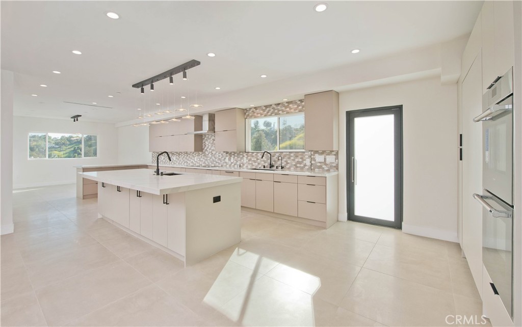 MLS #SR25103066 image #20