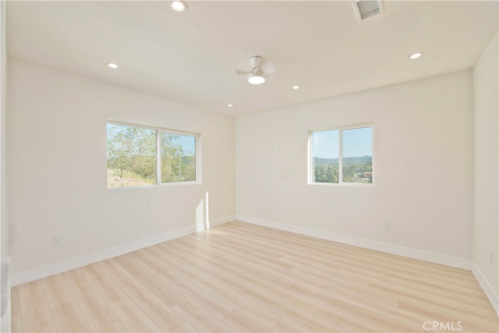 MLS #SR25103066 image #29