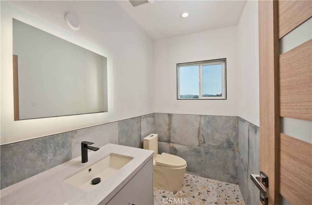 MLS #SR25103066 image #34