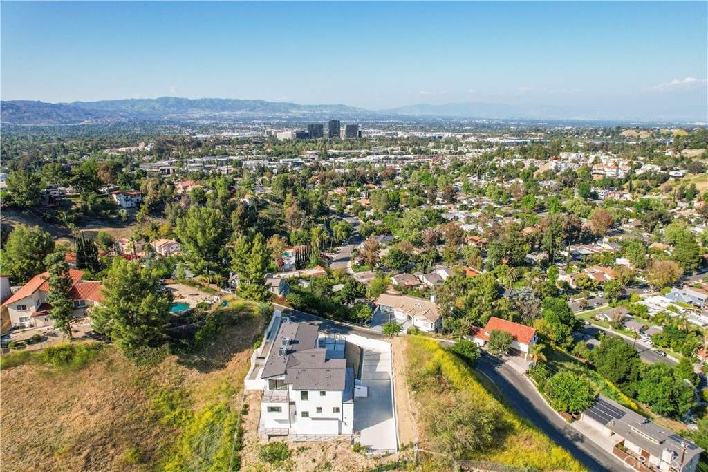 MLS #SR25103066 image #5