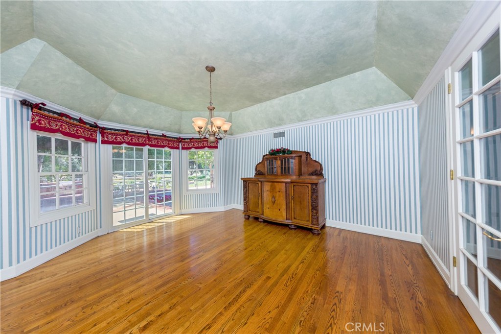 MLS #SR25103186 image #13