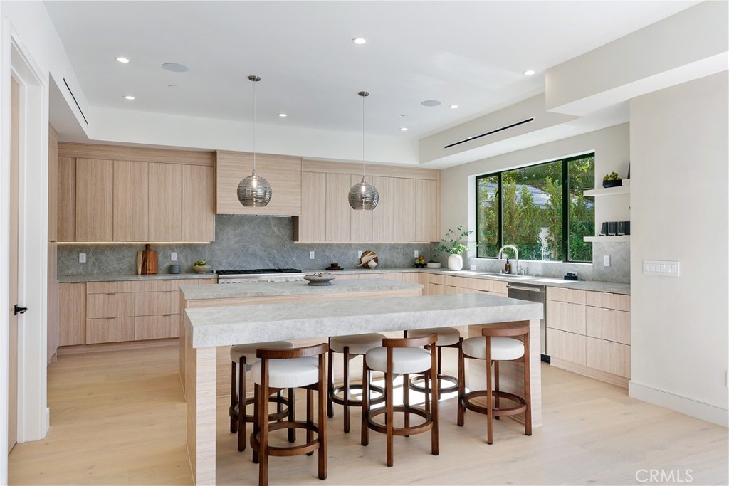 MLS #SR25103404 image #18