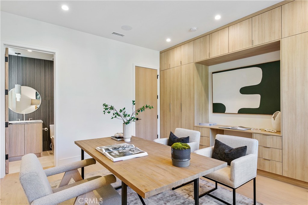 MLS #SR25103404 image #5