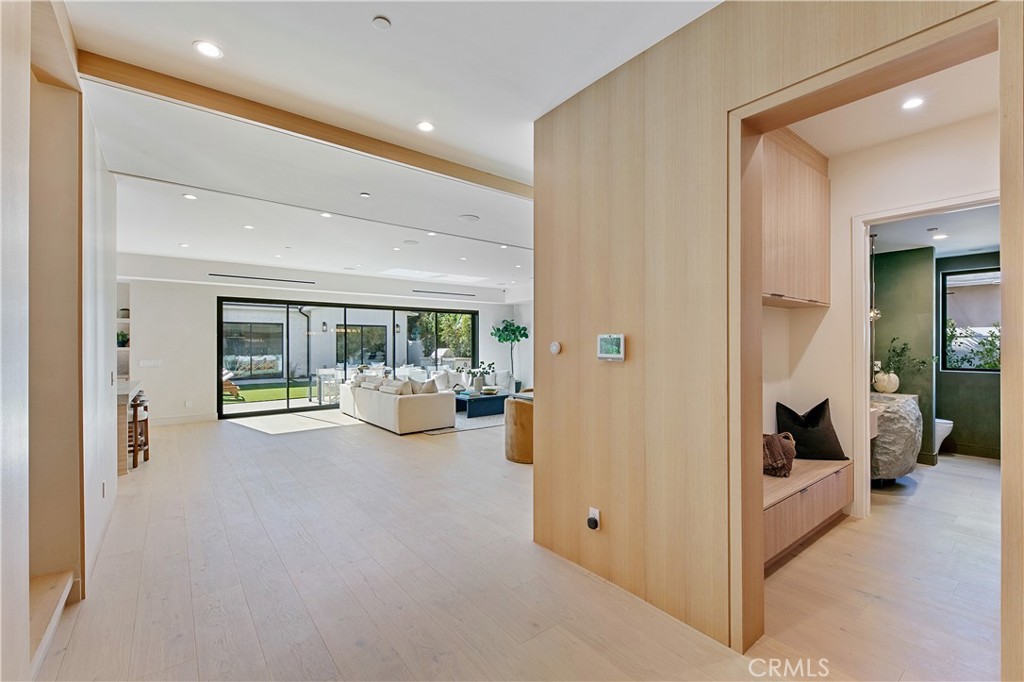 MLS #SR25103404 image #7