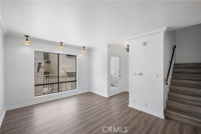 MLS #SR25106028 image #10