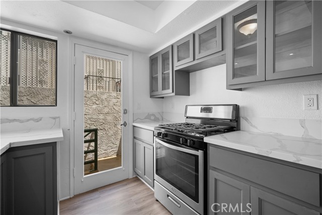 MLS #SR25106028 image #8