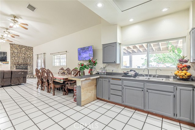 MLS #SR25107075 image #12