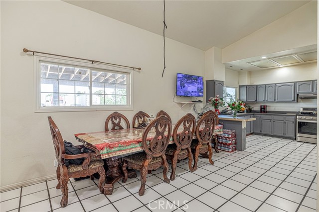 MLS #SR25107075 image #8