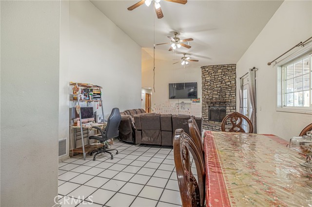 MLS #SR25107075 image #9