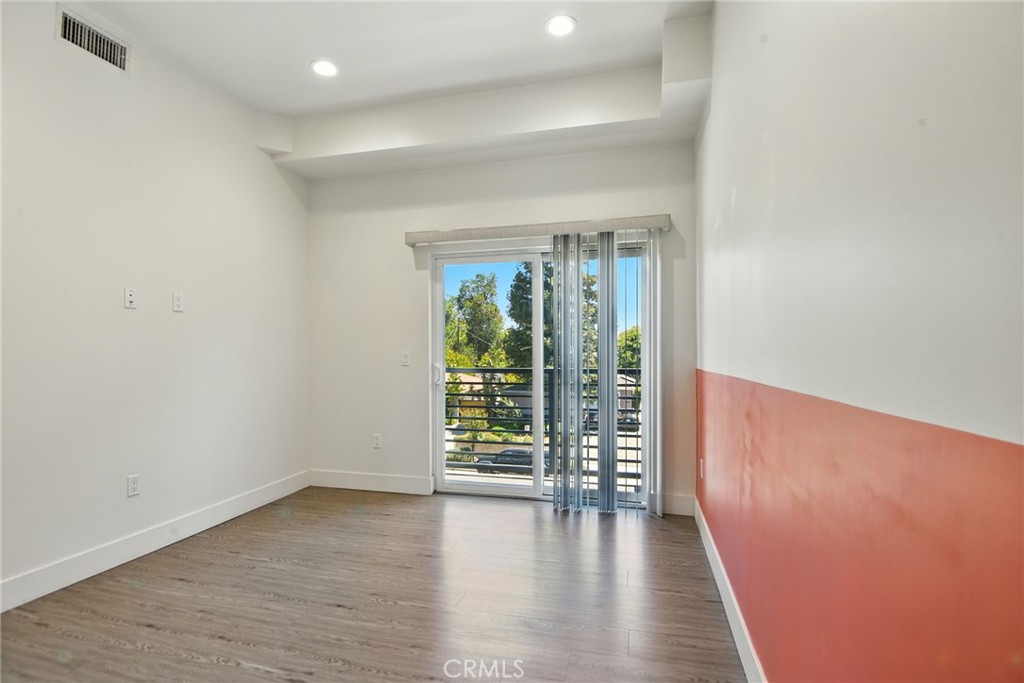 MLS #SR25108009 image #10