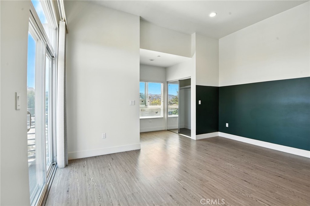 MLS #SR25108009 image #15