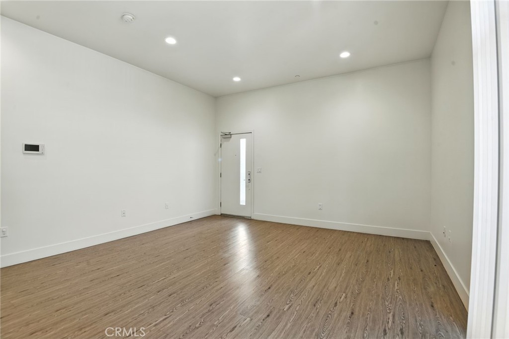 MLS #SR25108009 image #5