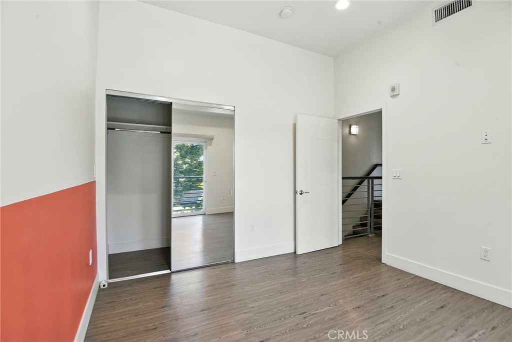 MLS #SR25108009 image #8