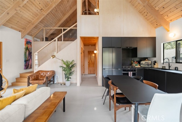 MLS #SR25109269 image #1