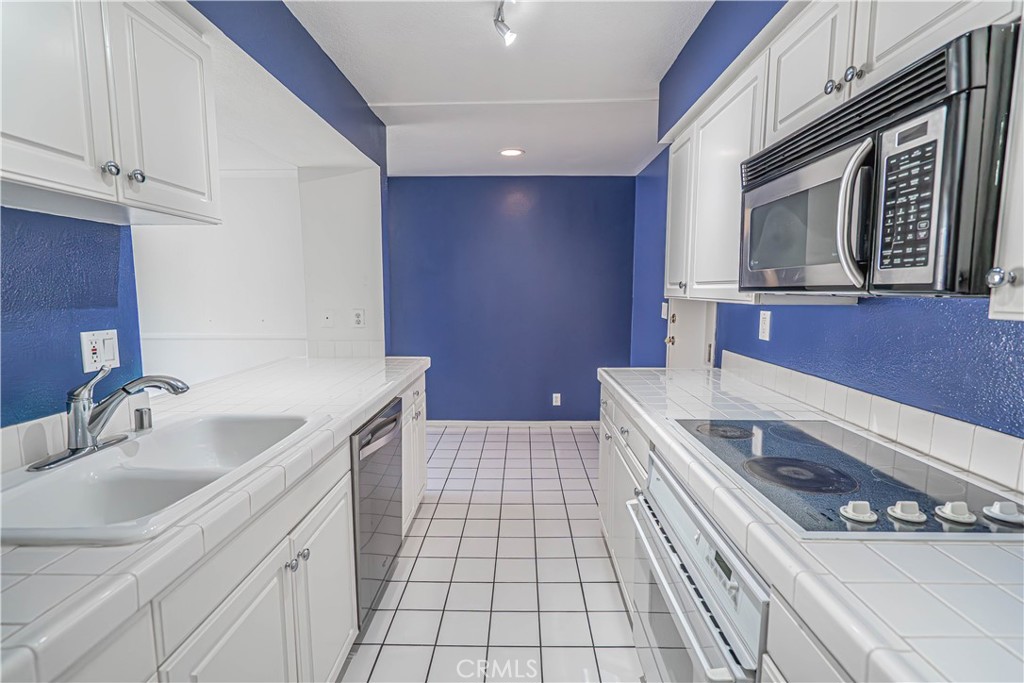 MLS #SR25109714 image #10