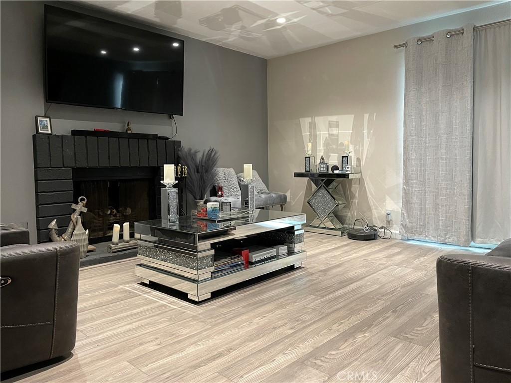 MLS #SR25111582 image #6