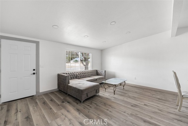 MLS #SR25112491 image #2