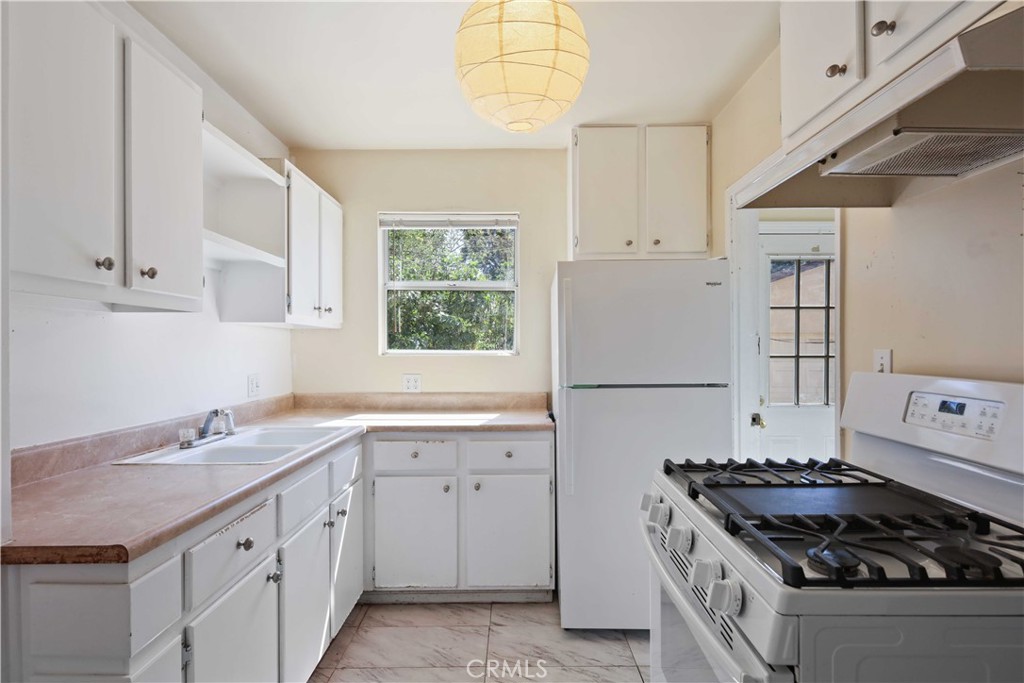 MLS #SR25113526 image #9