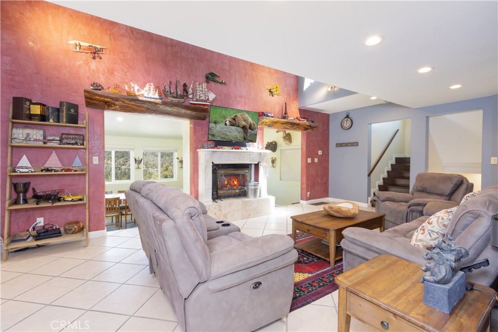 MLS #SR25113671 image #6