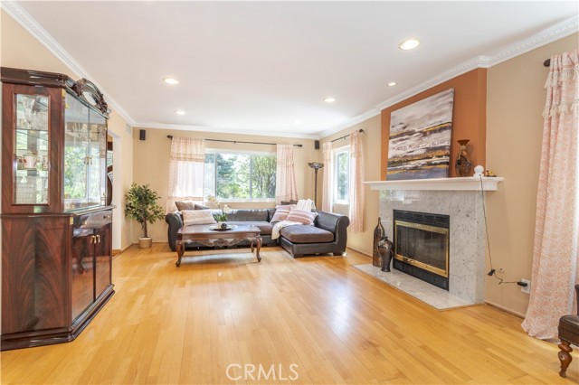 MLS #SR25115889 image #2