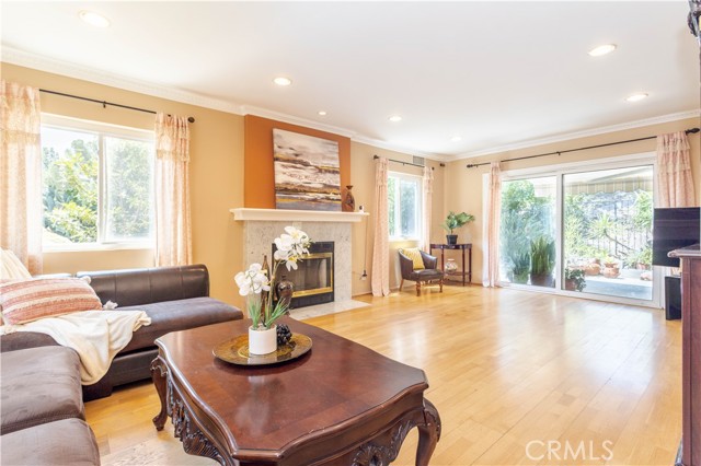 MLS #SR25115889 image #3