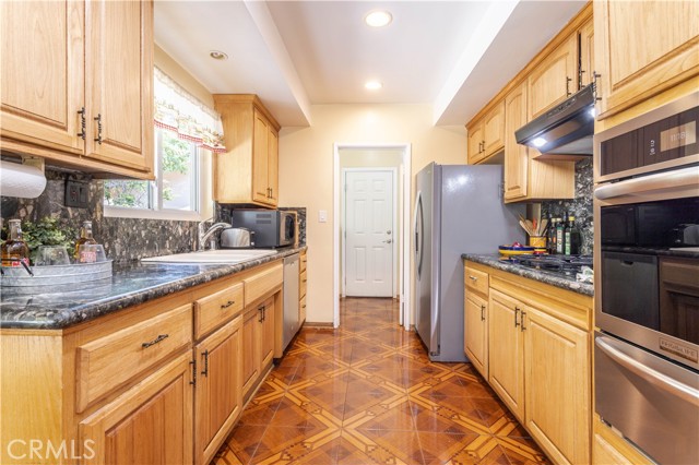 MLS #SR25115889 image #6