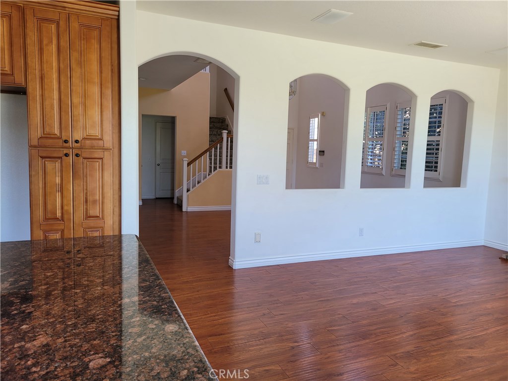 MLS #SR25116960 image #2