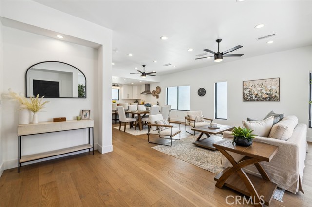 MLS #SR25117517 image #1