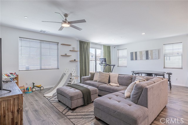 MLS #SR25117588 image #4