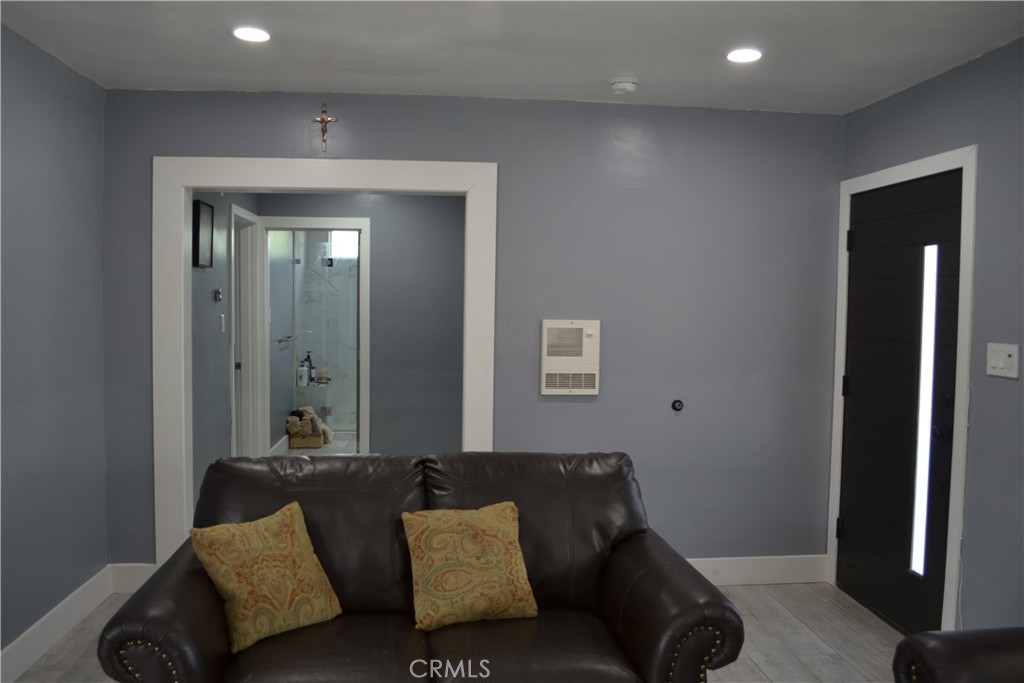 MLS #SR25120375 image #11