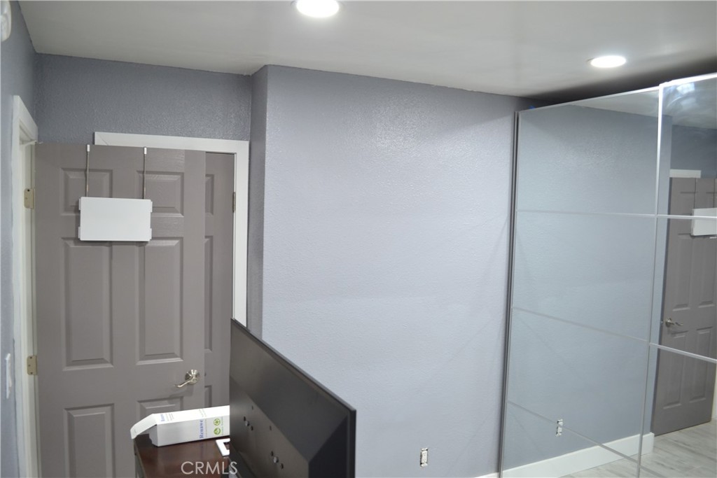 MLS #SR25120375 image #22