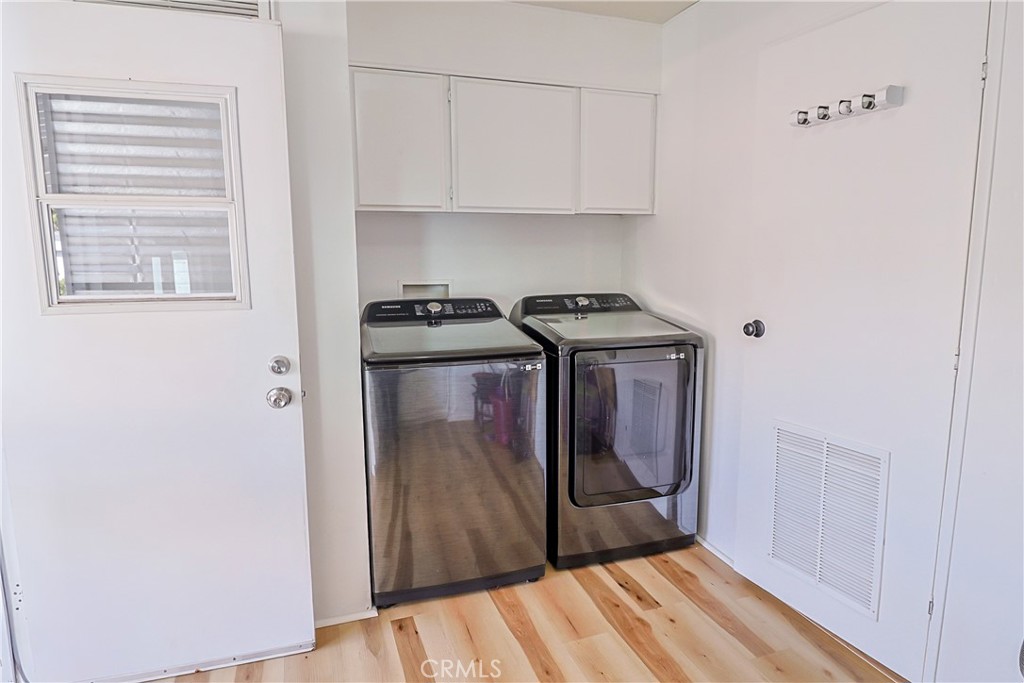 MLS #SR25120674 image #17