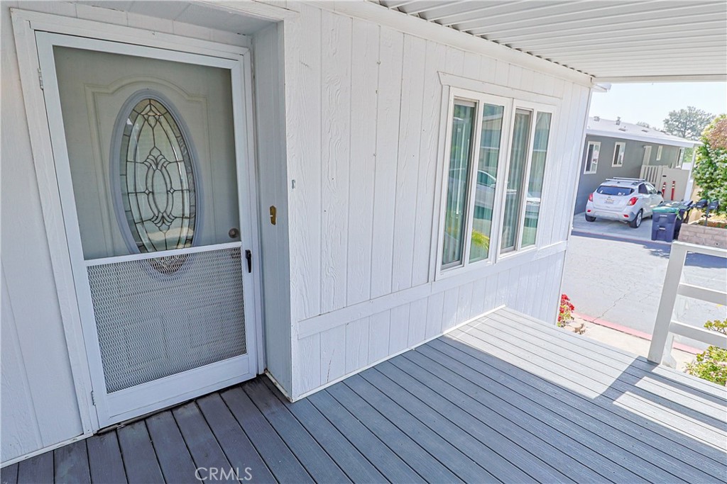 MLS #SR25120674 image #2