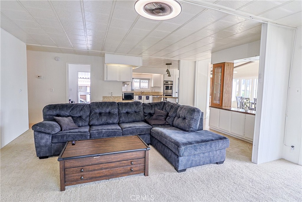 MLS #SR25120674 image #9