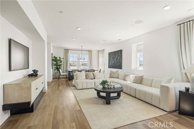 MLS #SR25121157 image #4