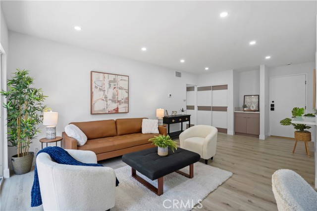 MLS #SR25122400 image #11