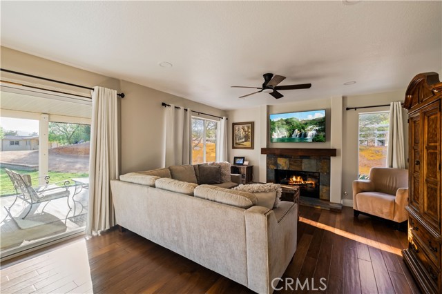 MLS #SR25123248 image #9