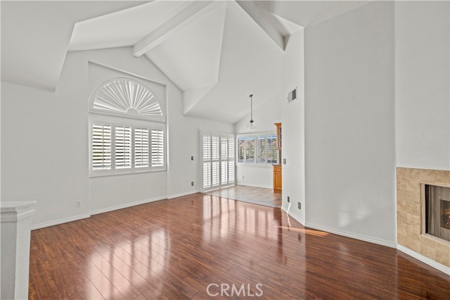 MLS #SR25123396 image #9