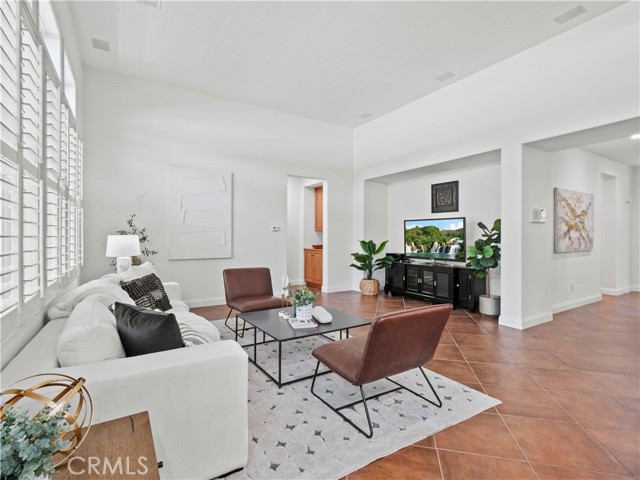 MLS #SR25124056 image #10