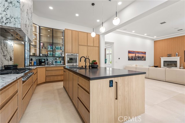 MLS #SR25126057 image #5